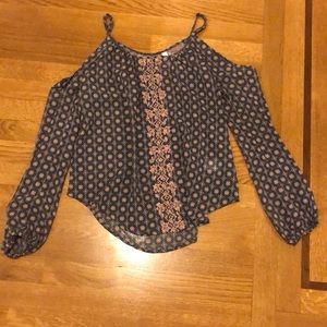 women’s or child’s top